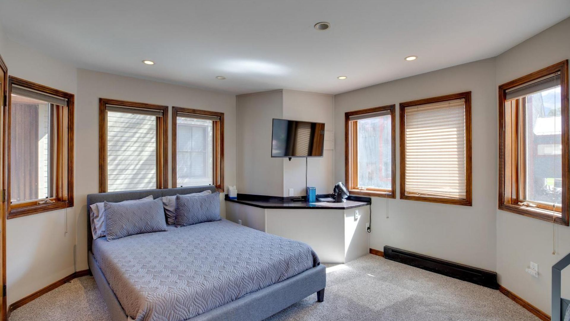 Bright Downtown - Steps To Lift! Holiday home Telluride