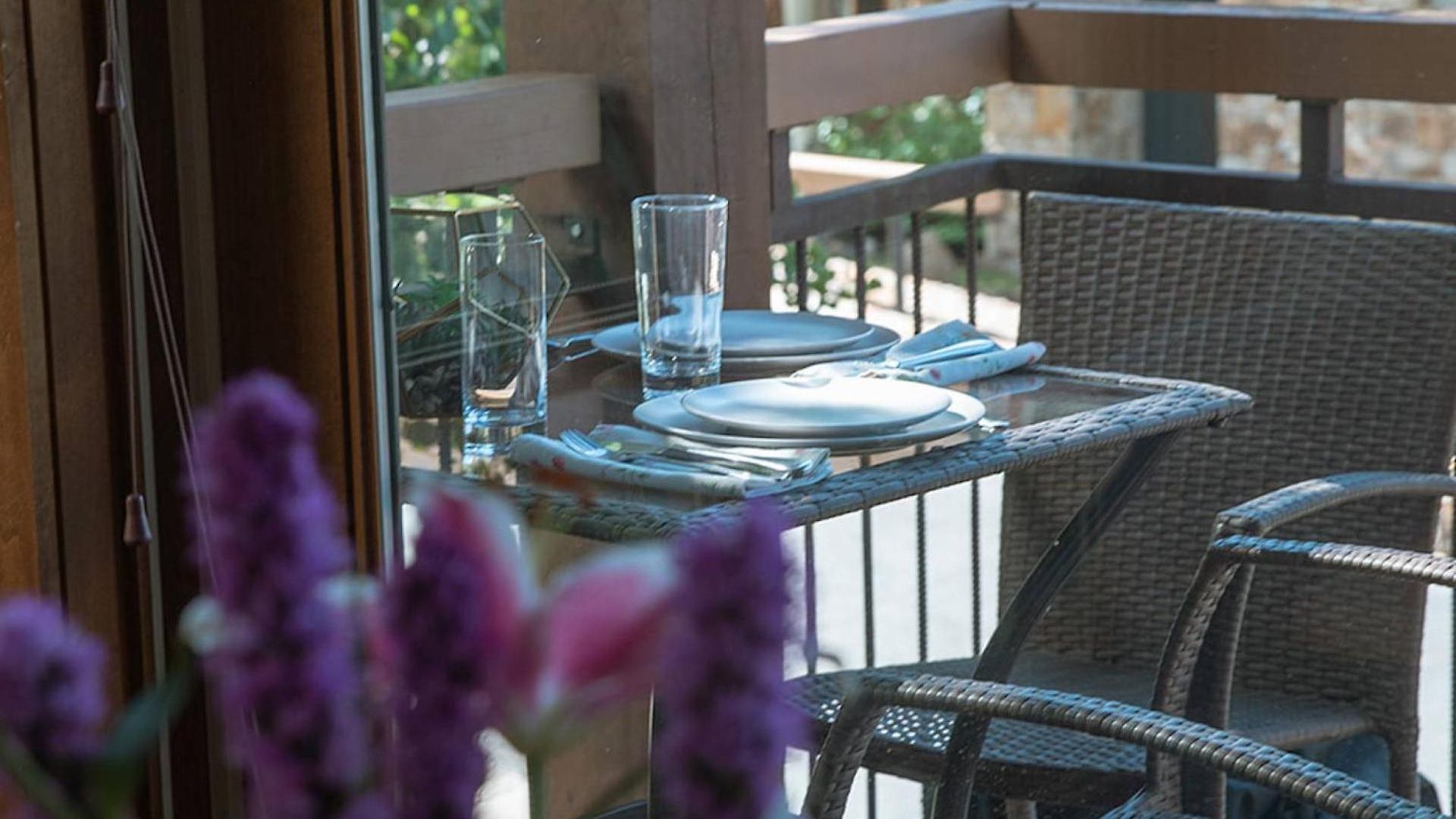 Terraces ~ The Hot Toddy Holiday home