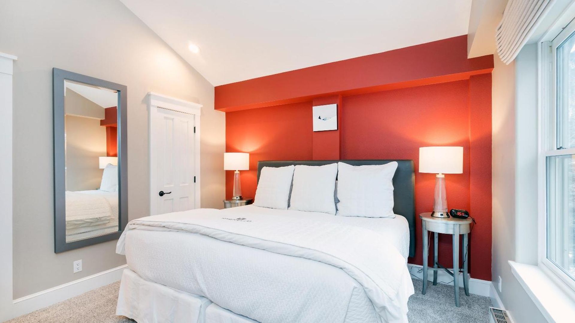 River Club 305 Apartment