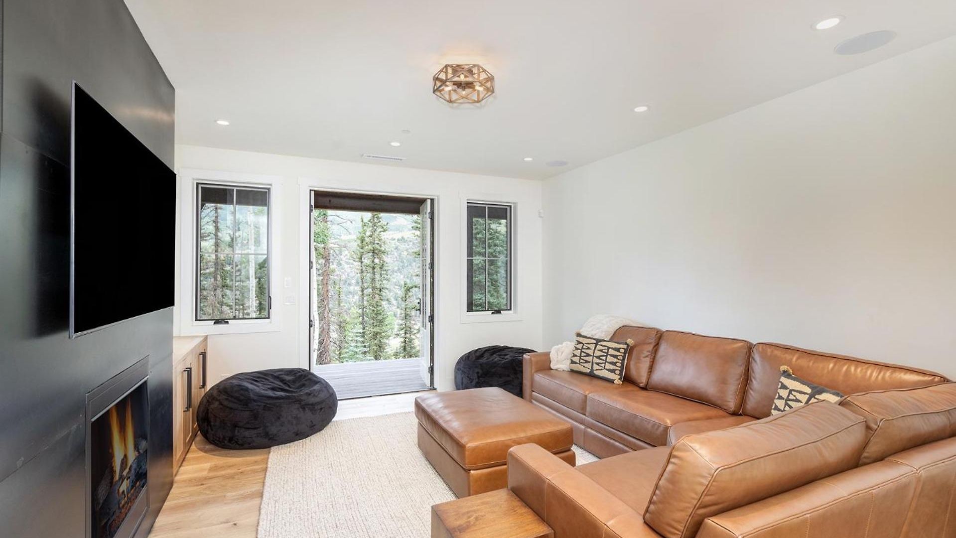 Holiday home Overlook House