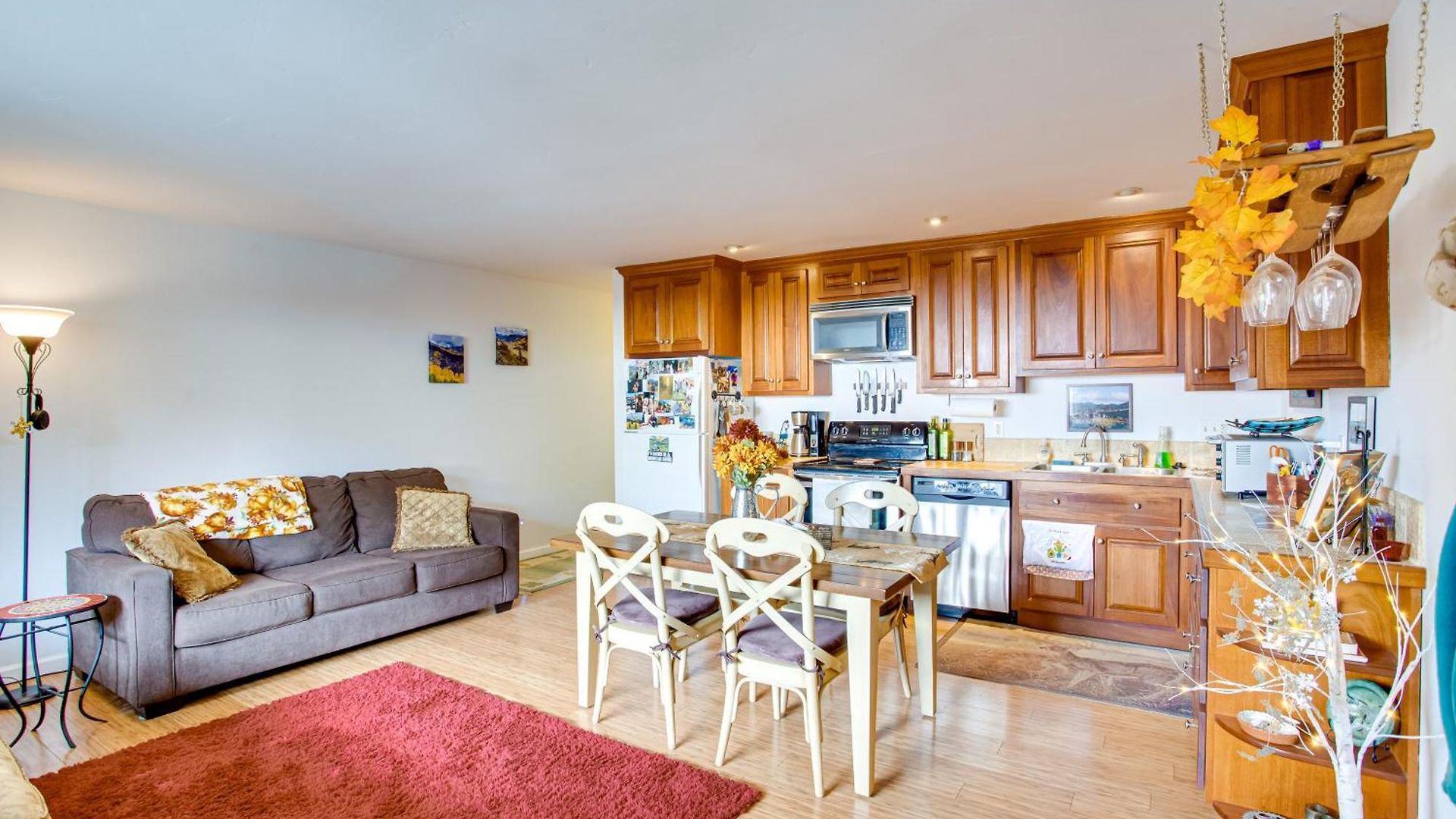 Cozy Near & Hiking Holiday home