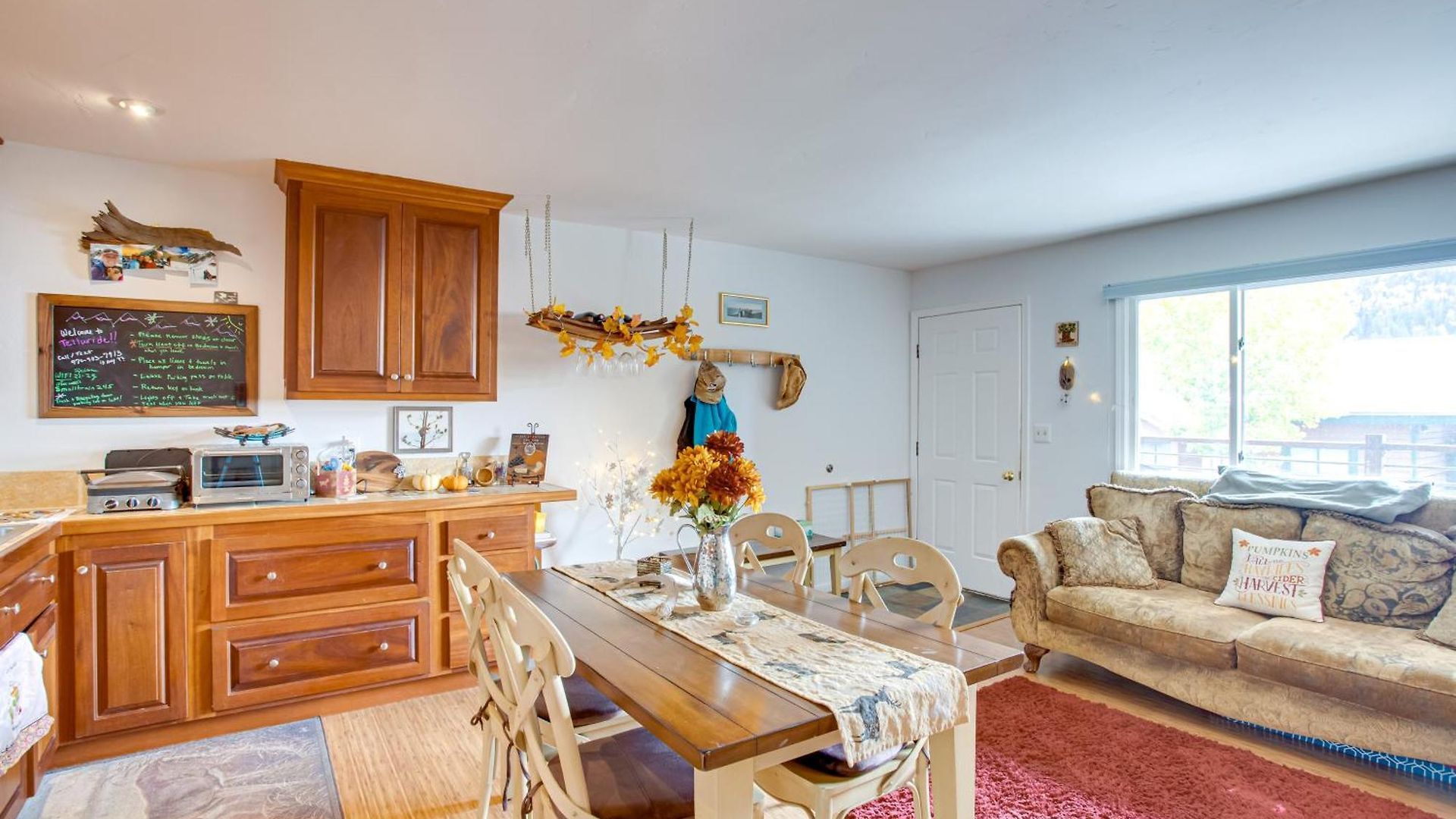Cozy Near & Hiking Holiday home *