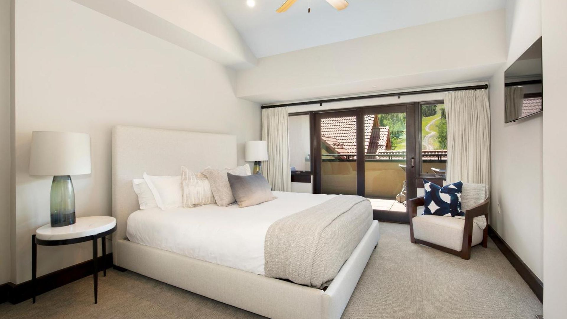 Aparthotel Relais & Chateaux Lumiere By Dunton 5*
