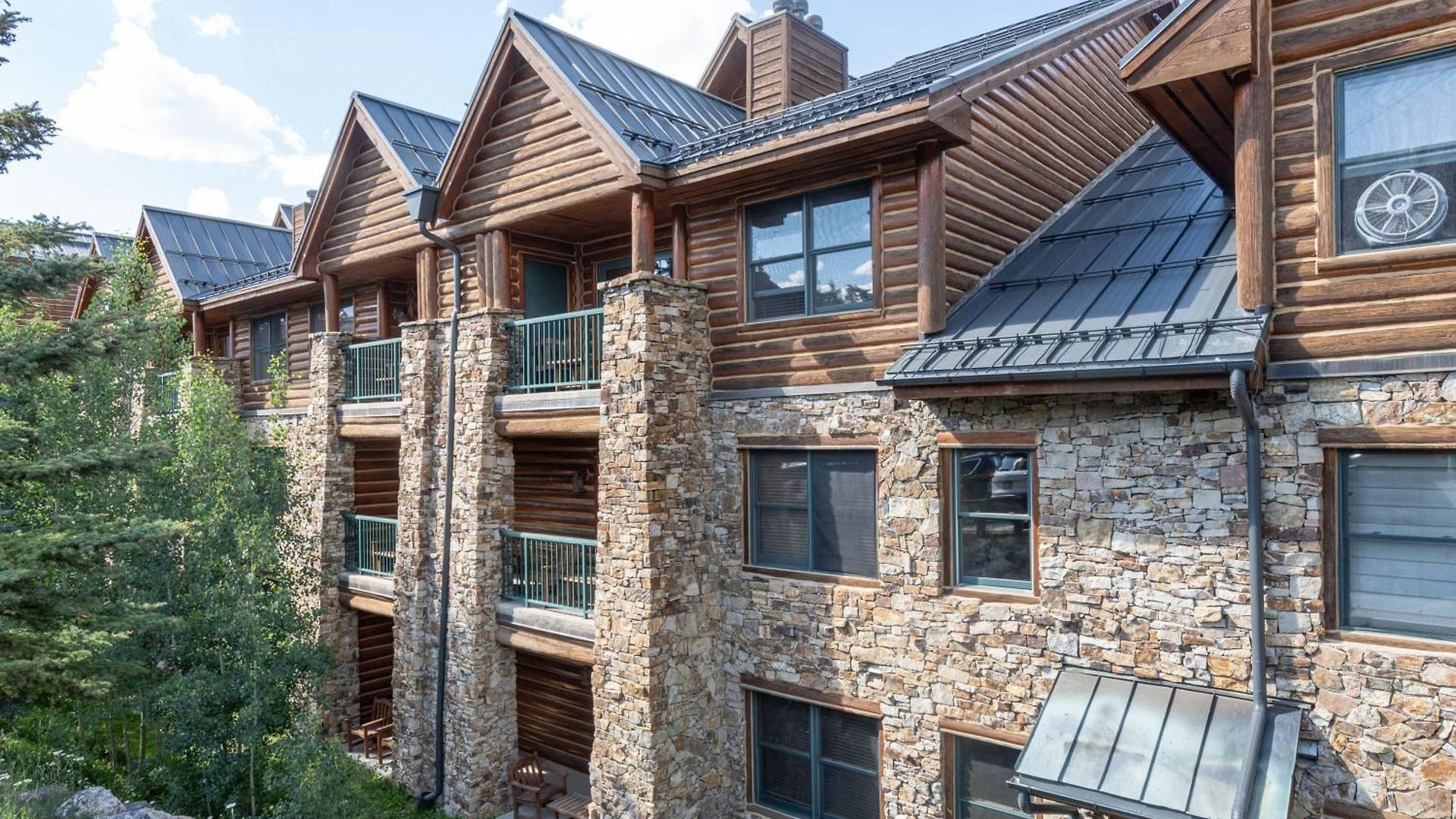2br Ski-in, Ski-out Holiday home