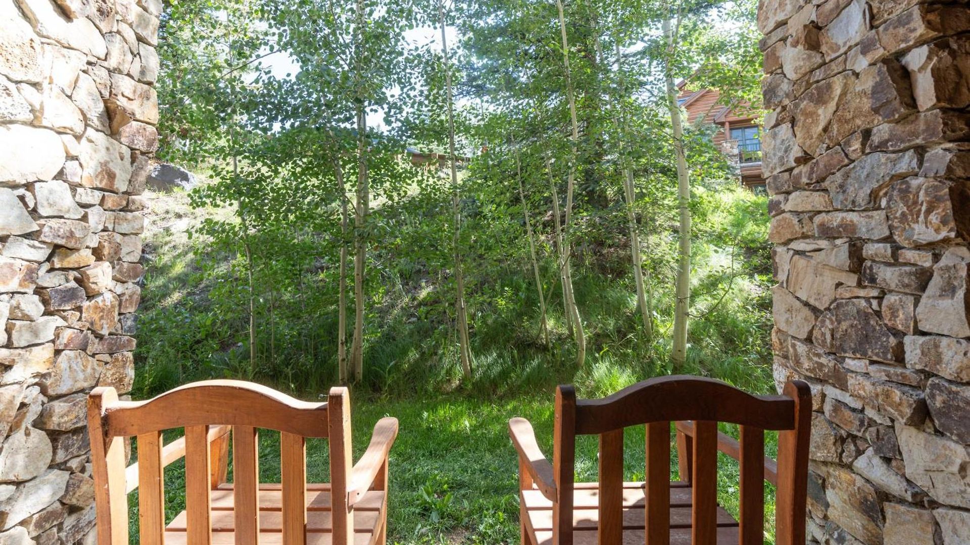 2br Ski-in, Ski-out Holiday home