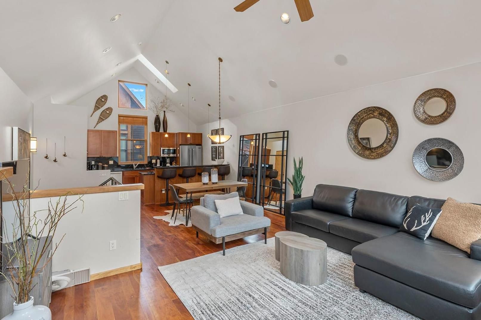 3br 3 1 2ba Center Of Everything New Listing On Our New Holiday home *