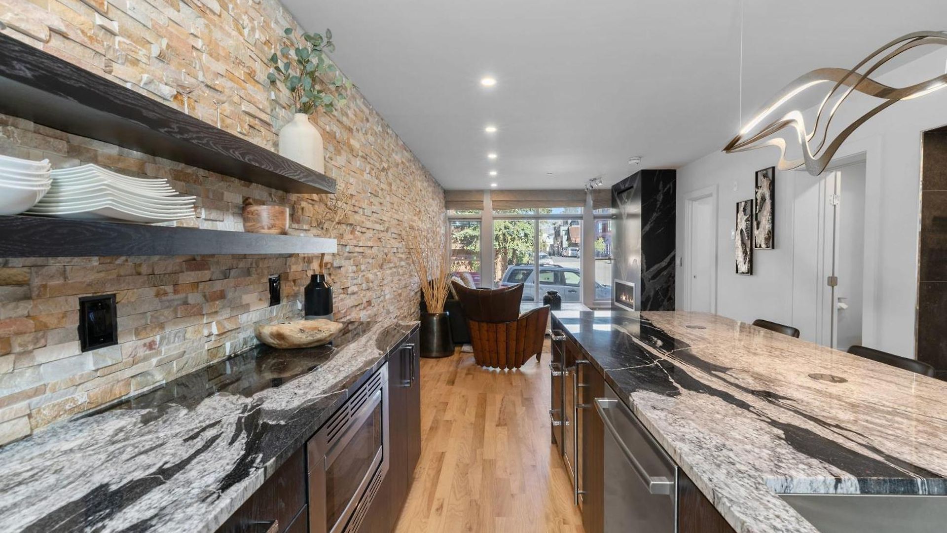 Holiday home Luxurious1br In Town And Steps To The Gondola