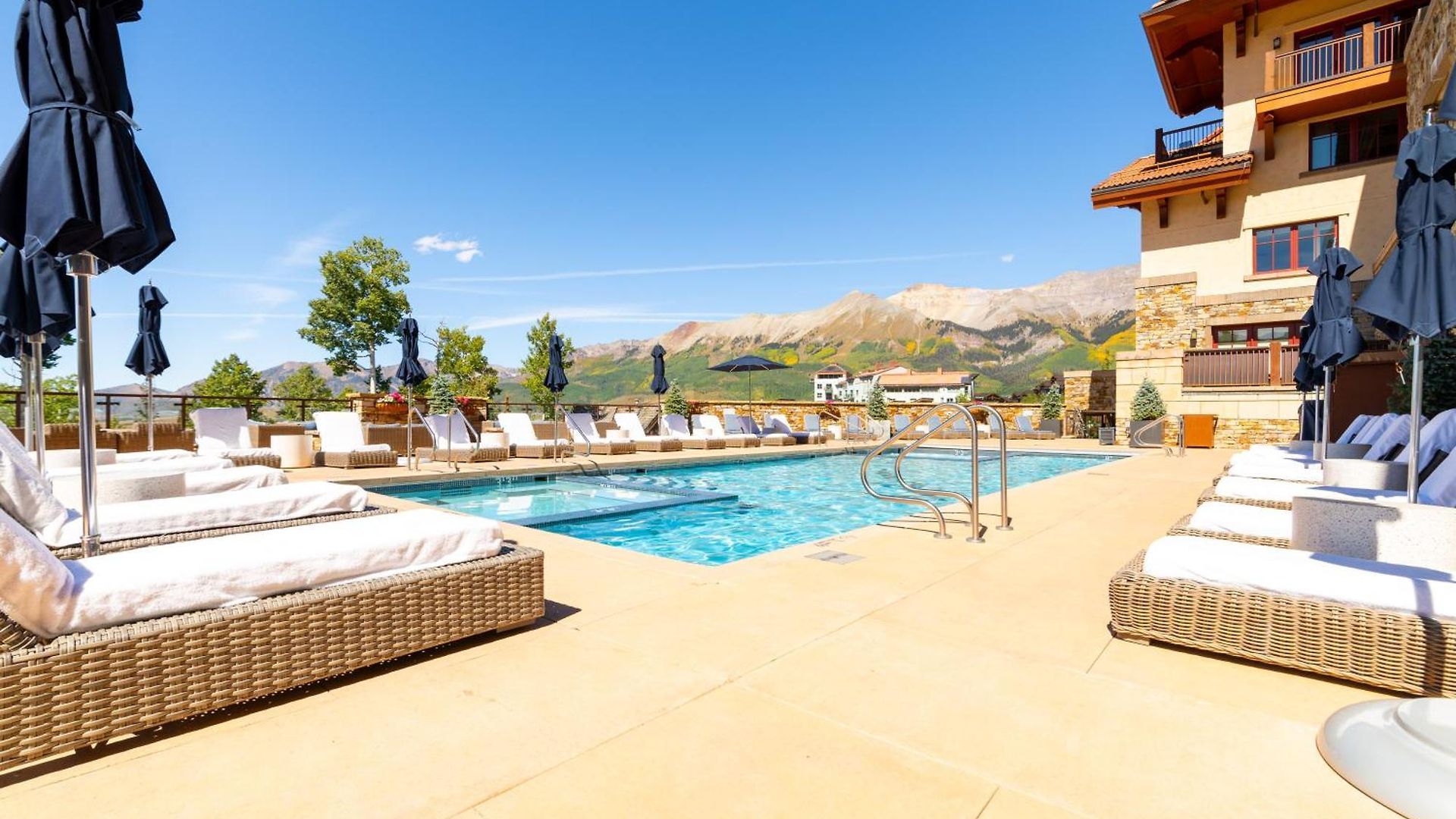 5 Star - Exclusive Private Apartment *