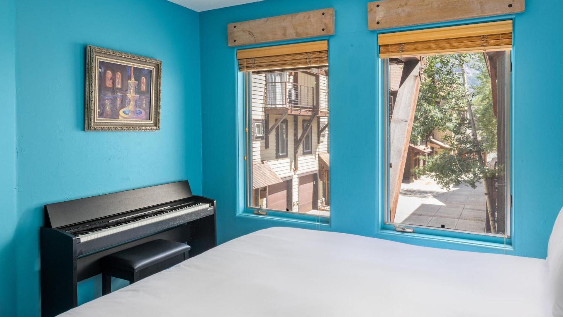 Apartment View At Double Diamond - Ski-in-out And Hot Tub! Telluride