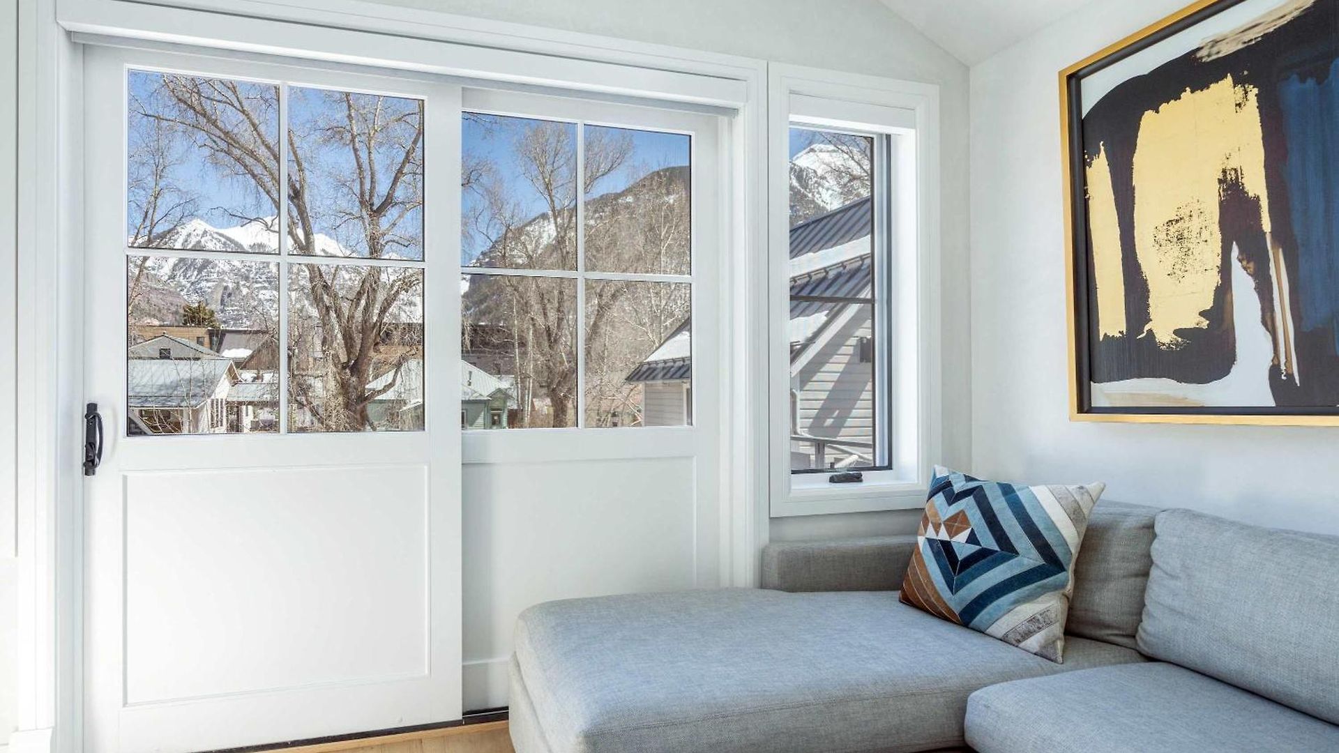 Upscale Near Lift And Town With Mountain Views Telluride