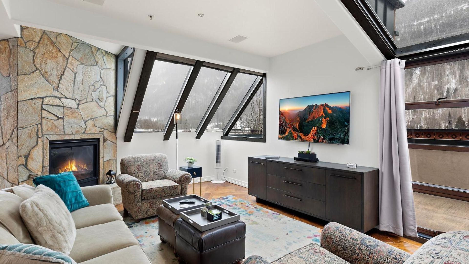 Wintercrown Penthouse By Exceptional Apartment Telluride