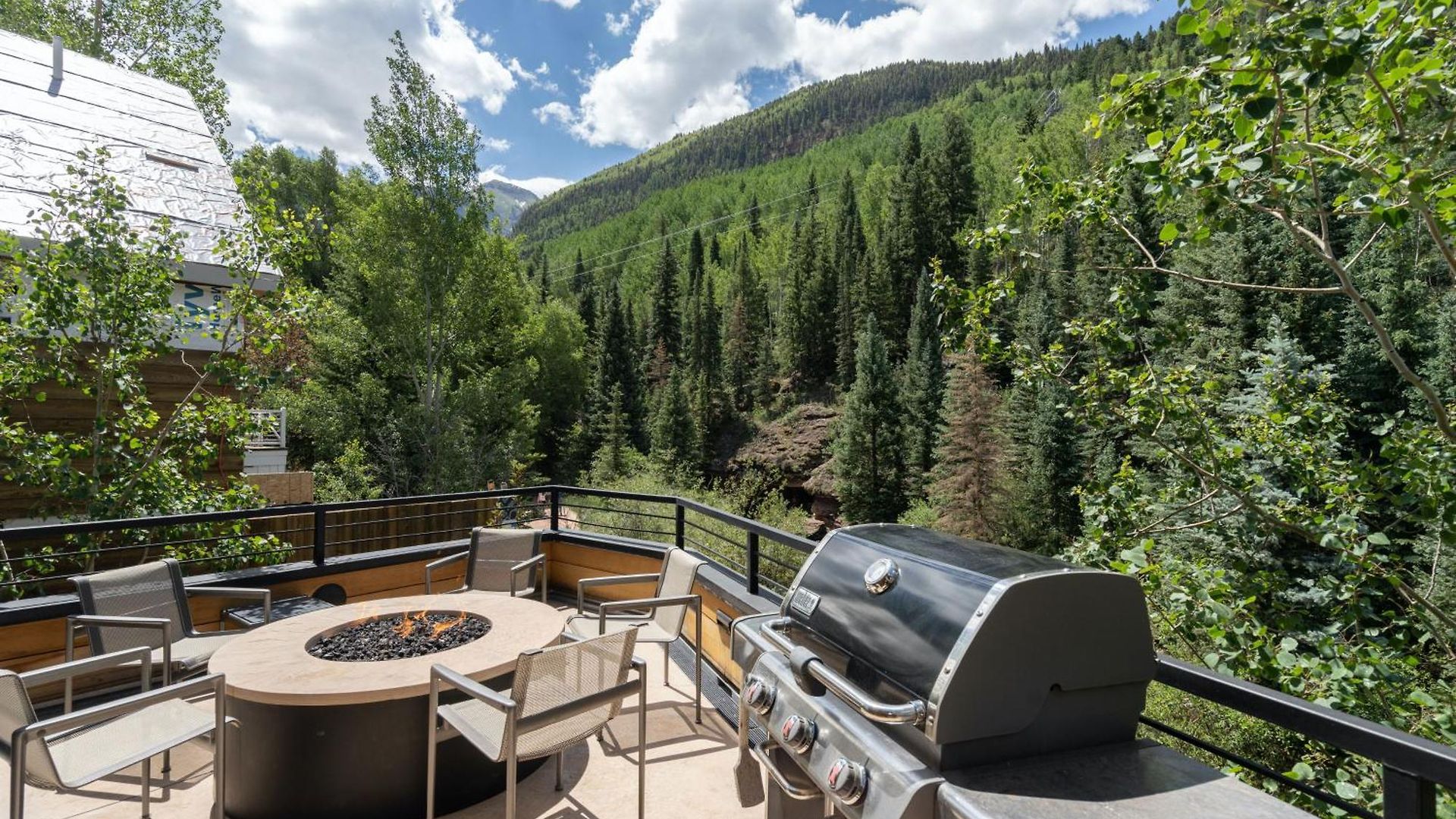 The Tributary By Exceptional Villa