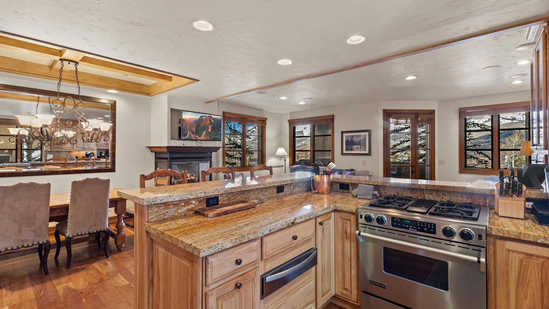 Skiside At Lorian By Exceptional Telluride