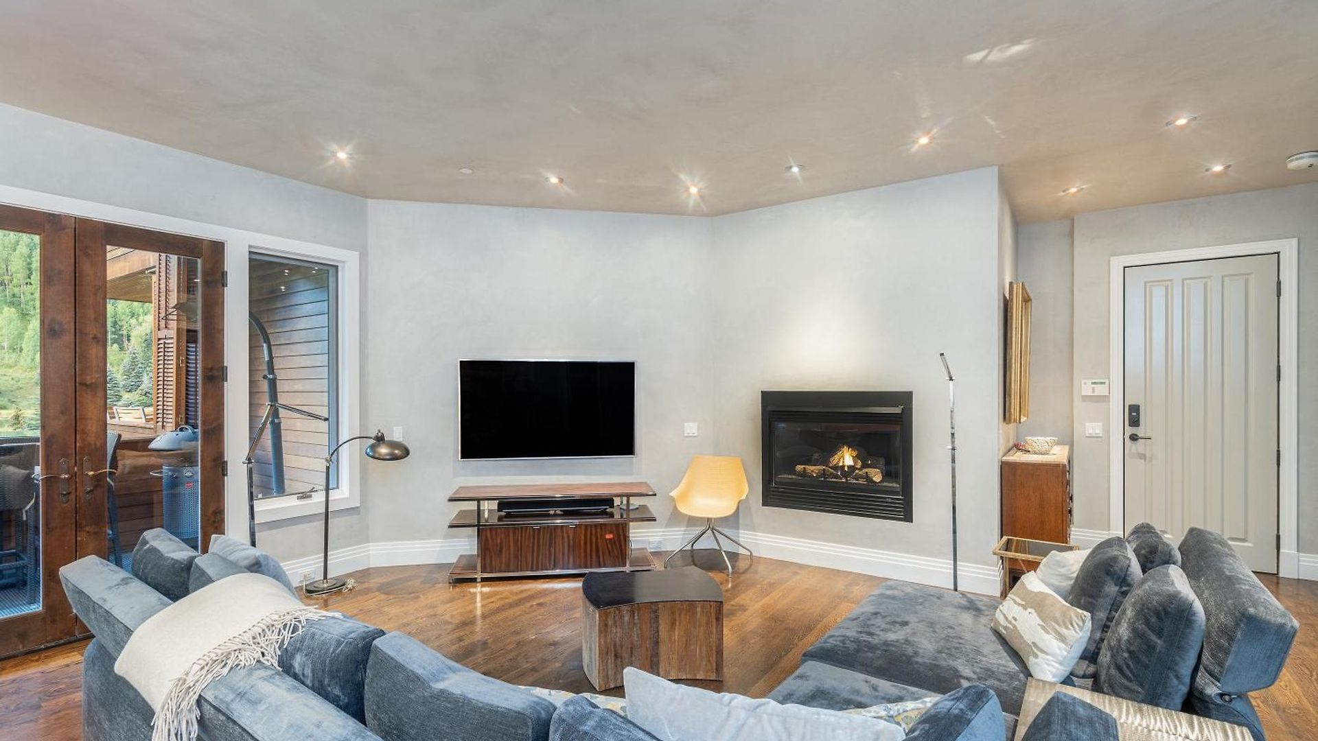 Modern Willow By Exceptional Apartment Telluride