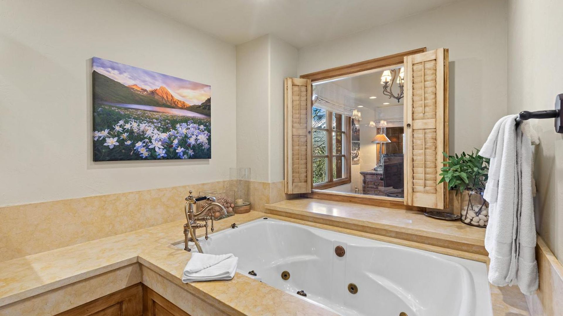Skiside At Lorian By Exceptional Telluride