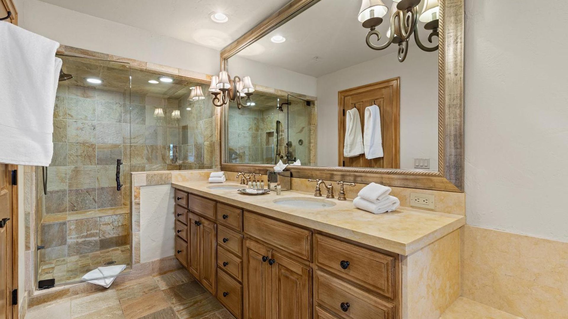 Skiside At Lorian By Exceptional Apartment