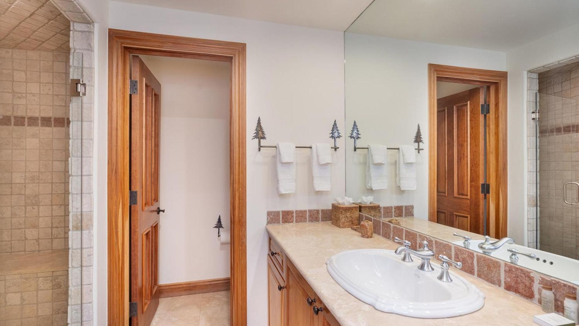 Palisade At Pine Meadows By Exceptional Villa