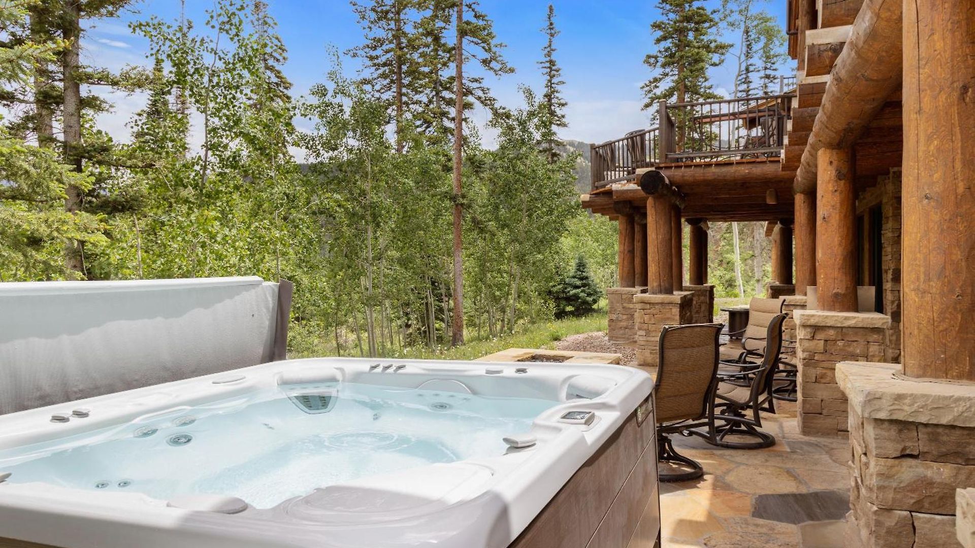 Chalet Hilltop Hideaway By Exceptional *