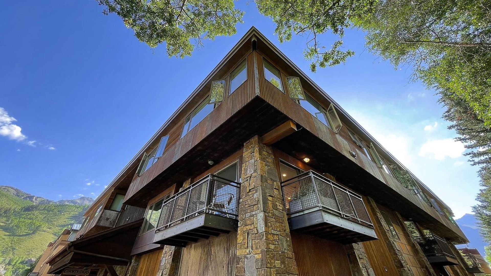 Downtown Modern Creekside * Telluride