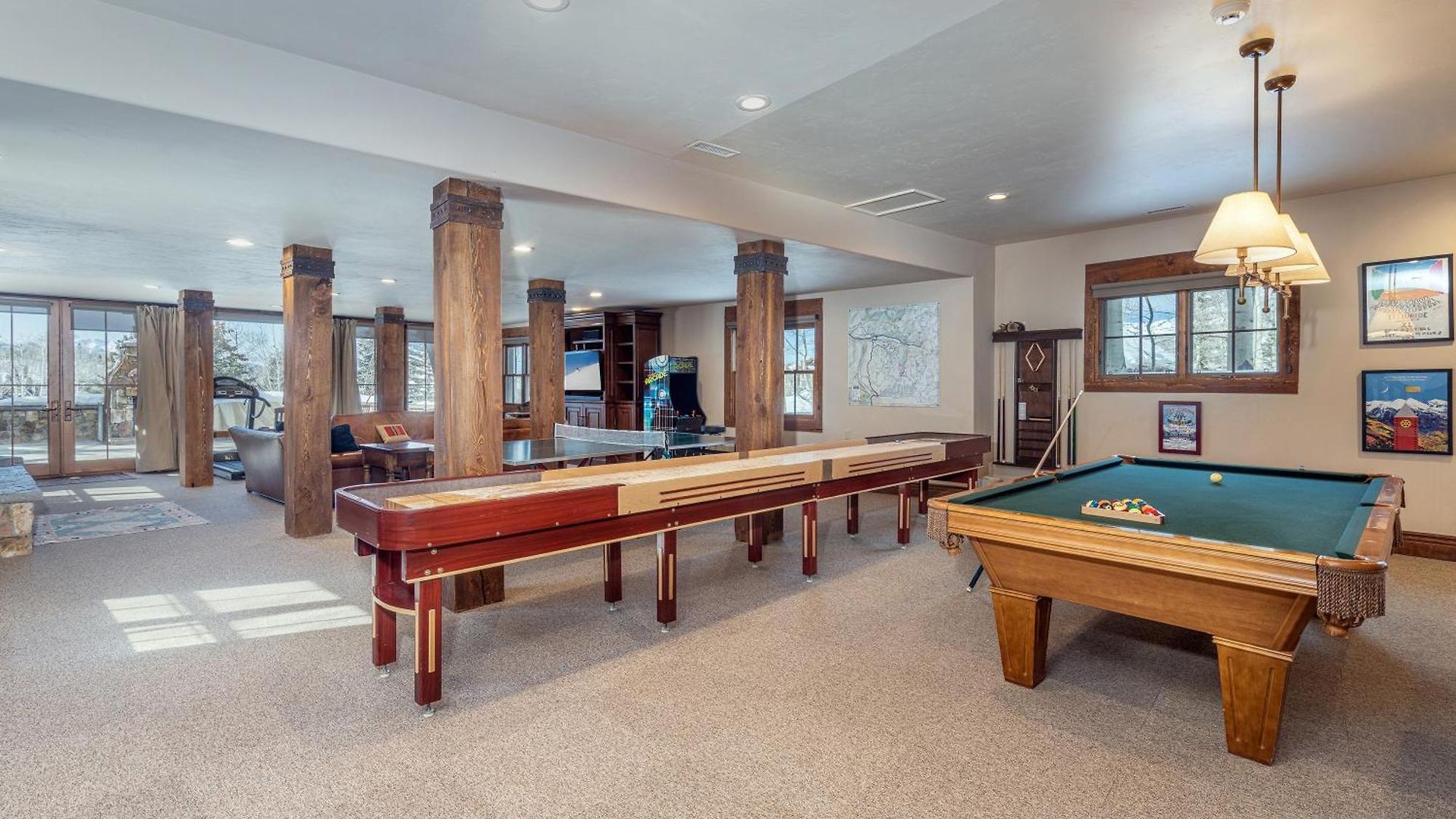 Chalet Country Club Estate By Exceptional *