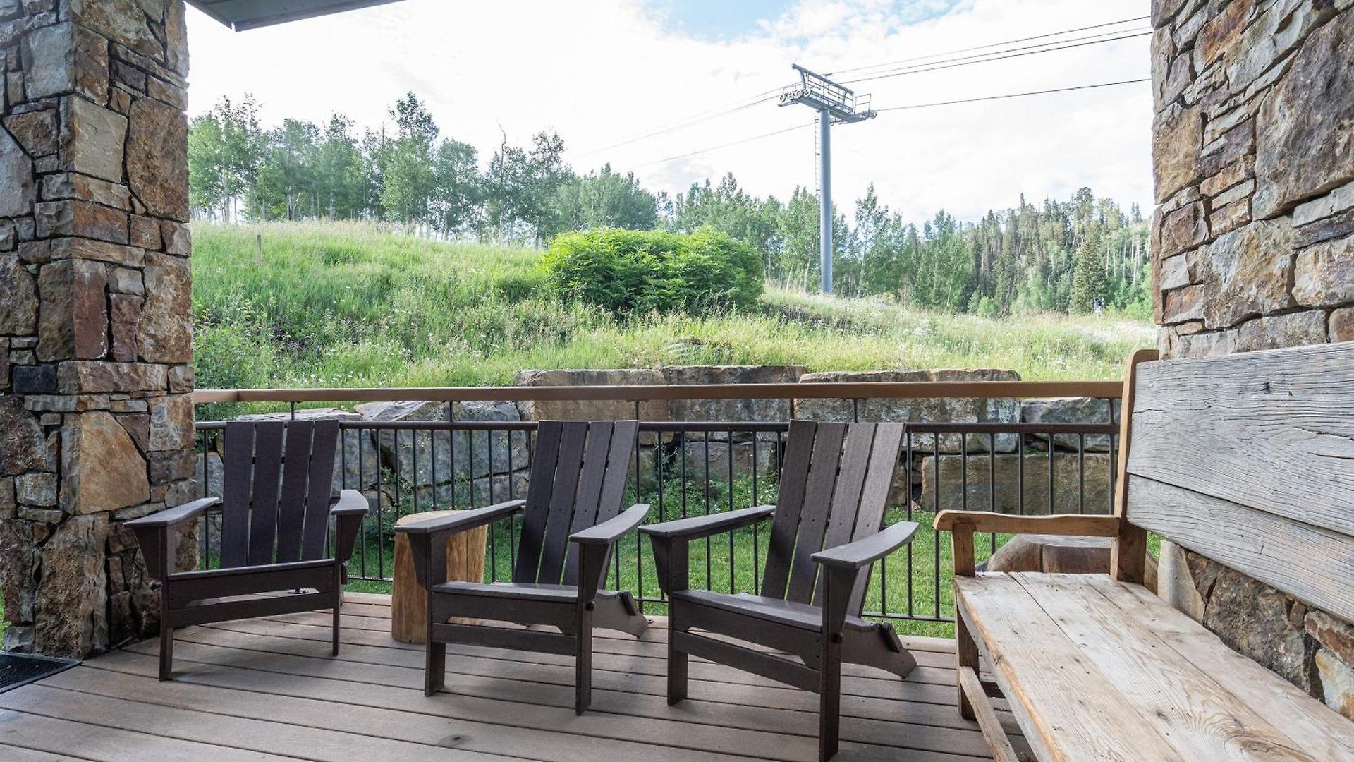 Brightside By Exceptional Chalet
