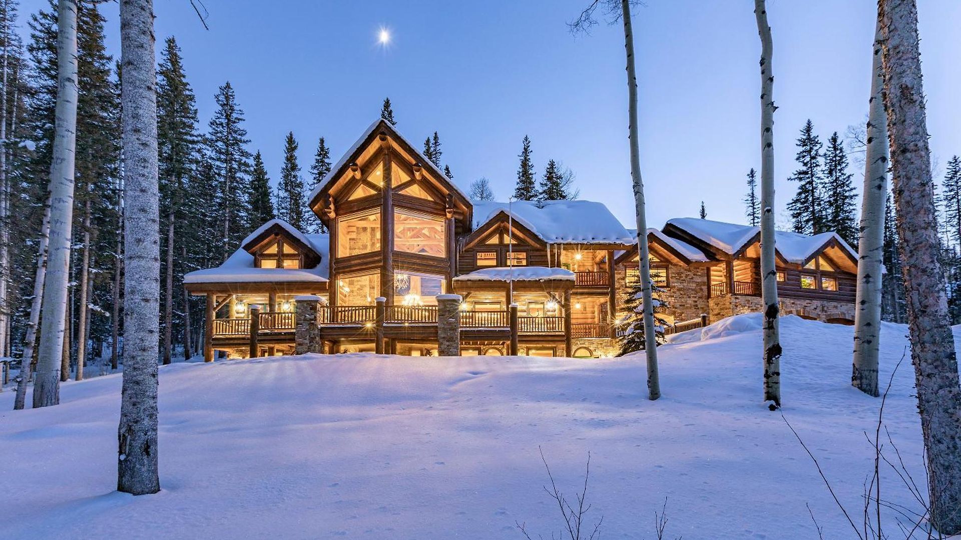 Bearpaw Manor By Exceptional Chalet