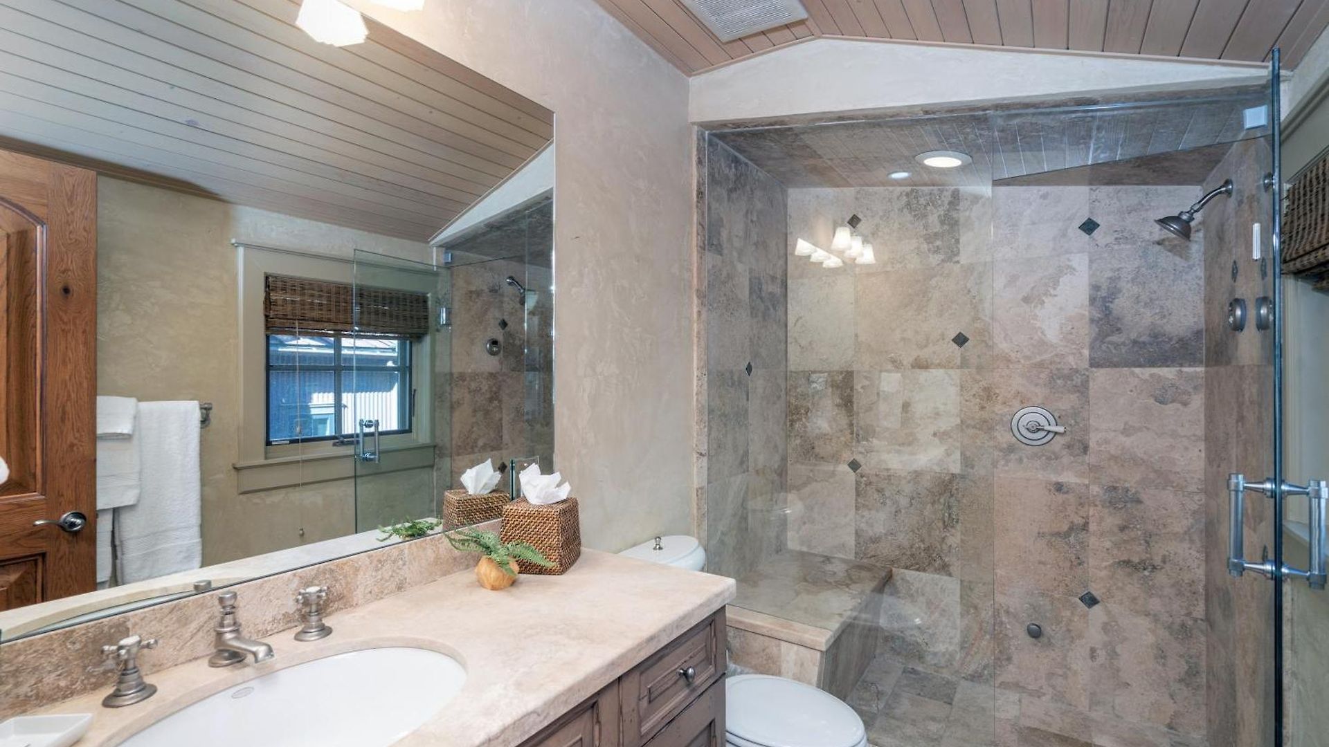 211 A South Oak By Exceptional