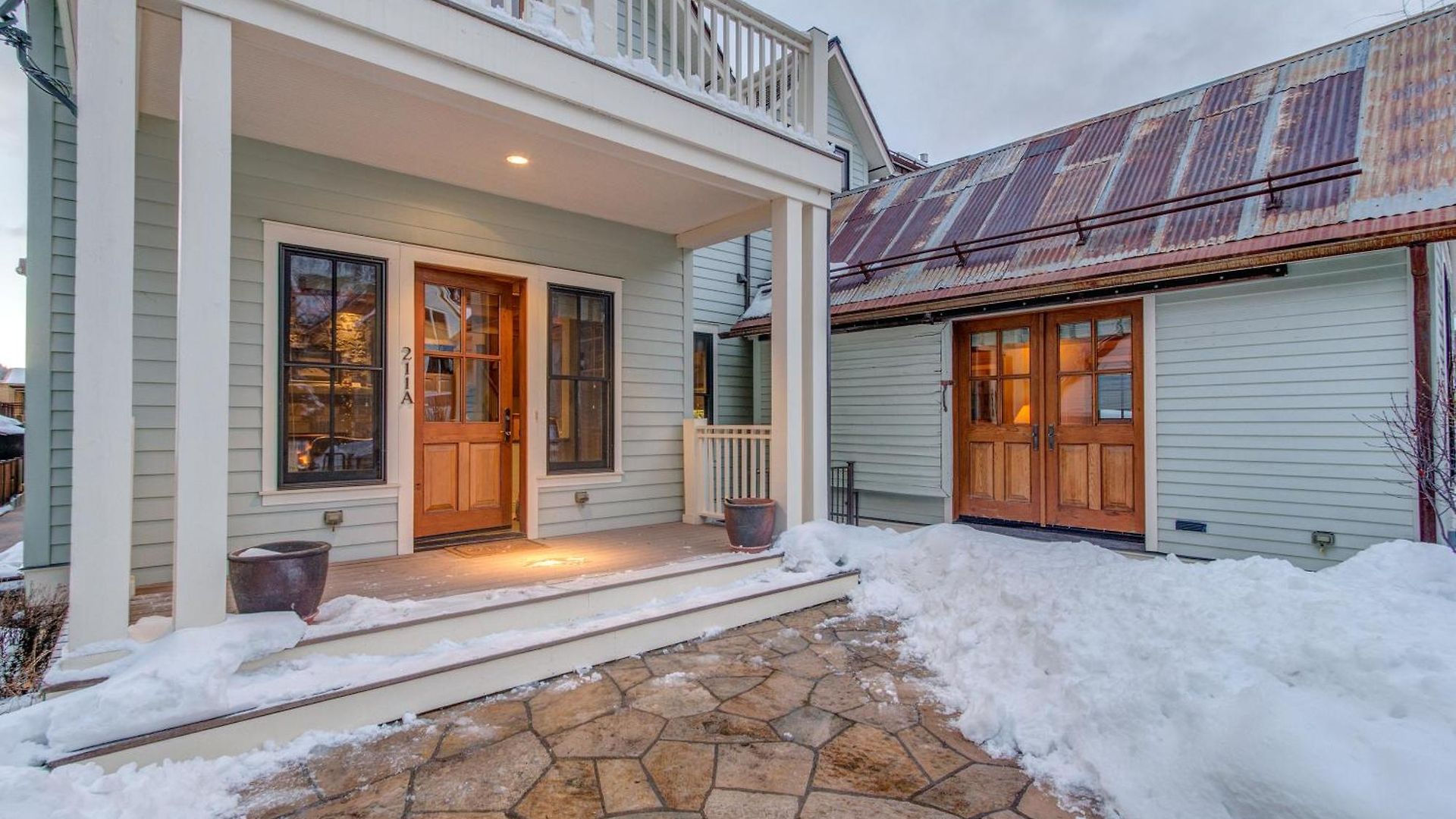 Villa 211 A South Oak By Exceptional