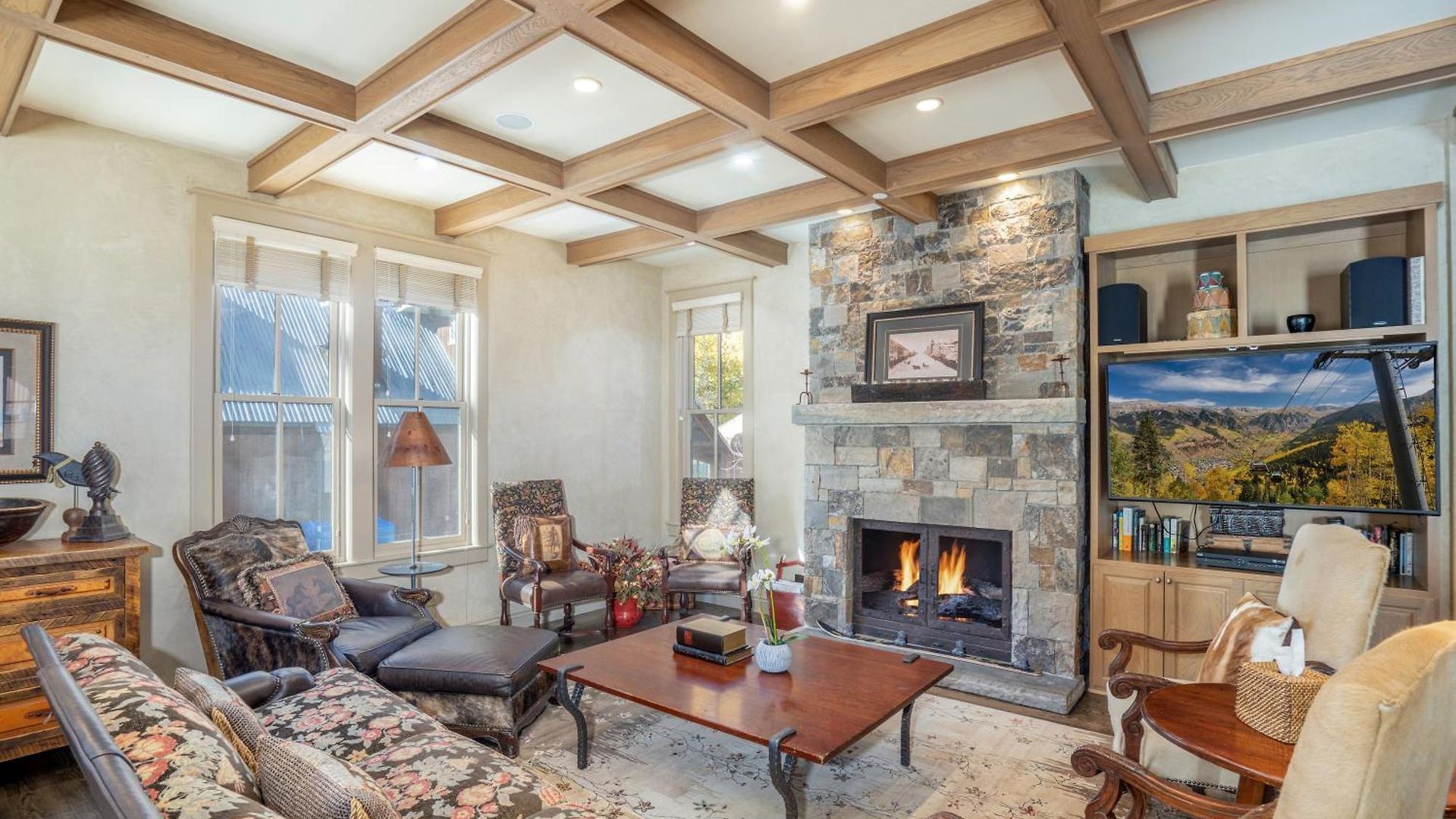 211 A South Oak By Exceptional *