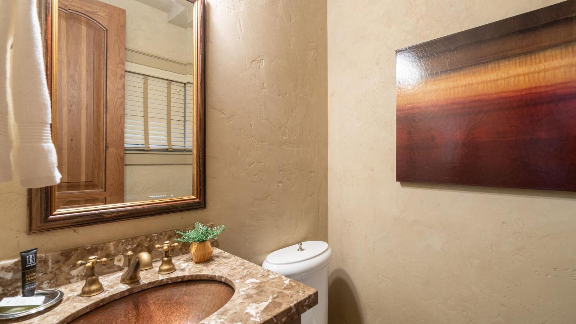 211 A South Oak By Exceptional