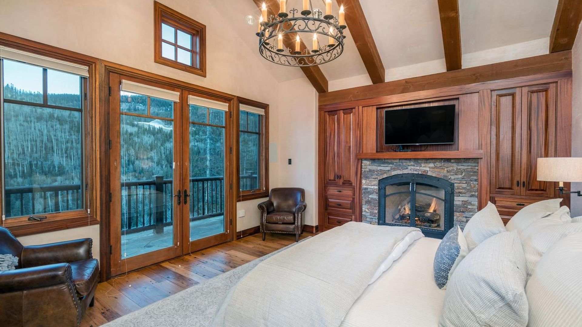Two Trails By Exceptional Chalet