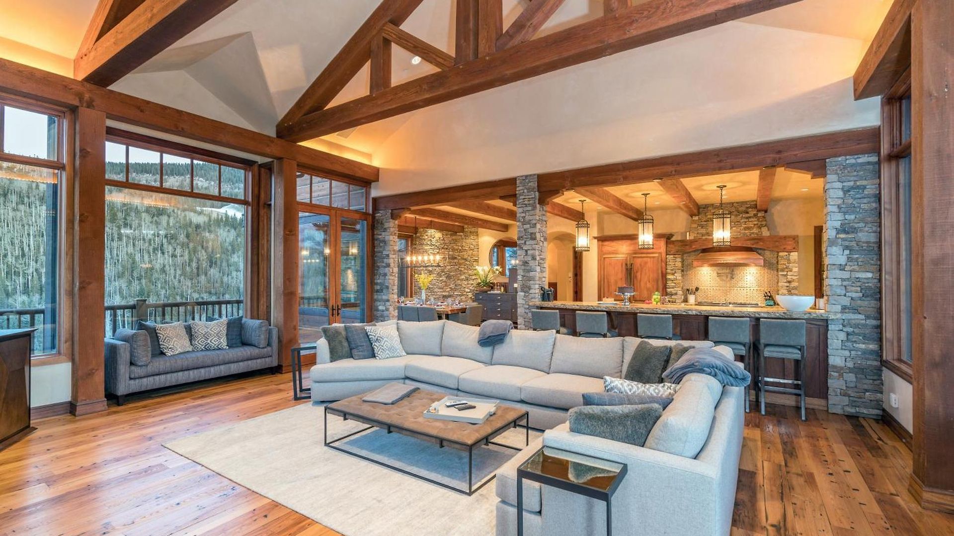 Two Trails By Exceptional Chalet