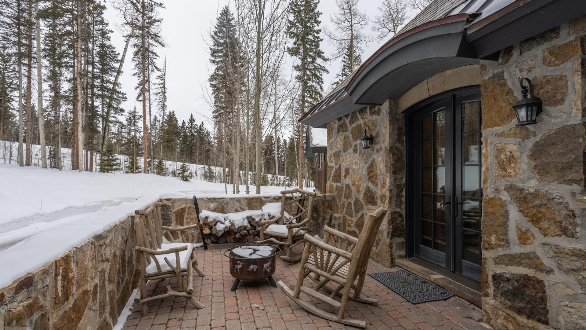 Twin Elk By Exceptional Chalet *
