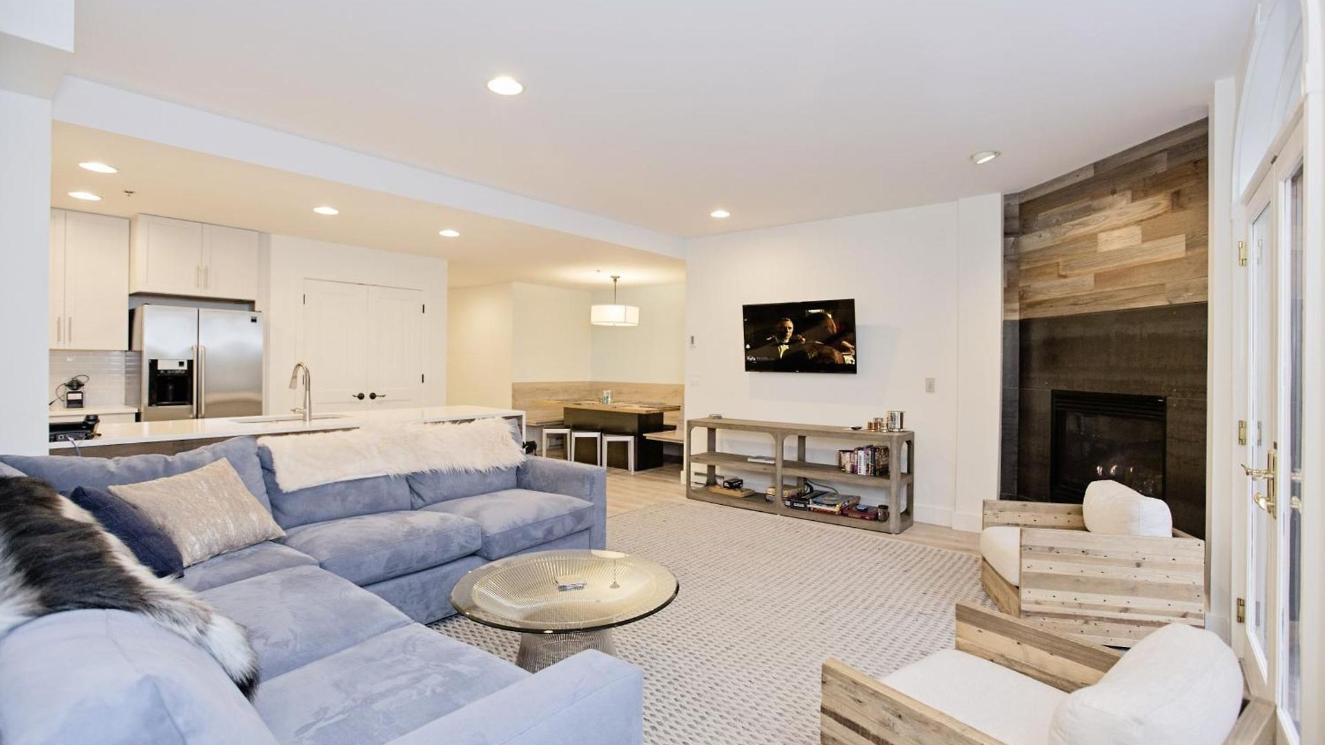 Apartment Bear Creek 404