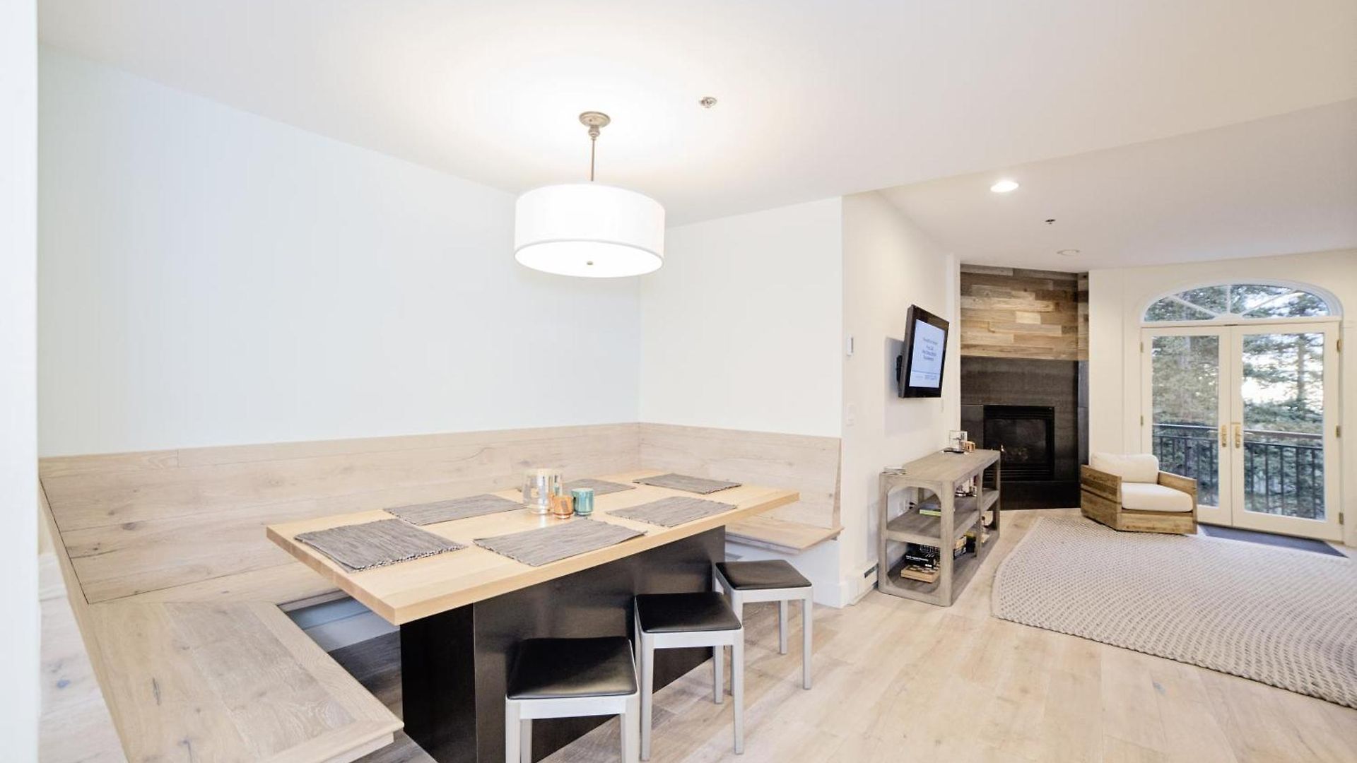 Bear Creek 404 Apartment
