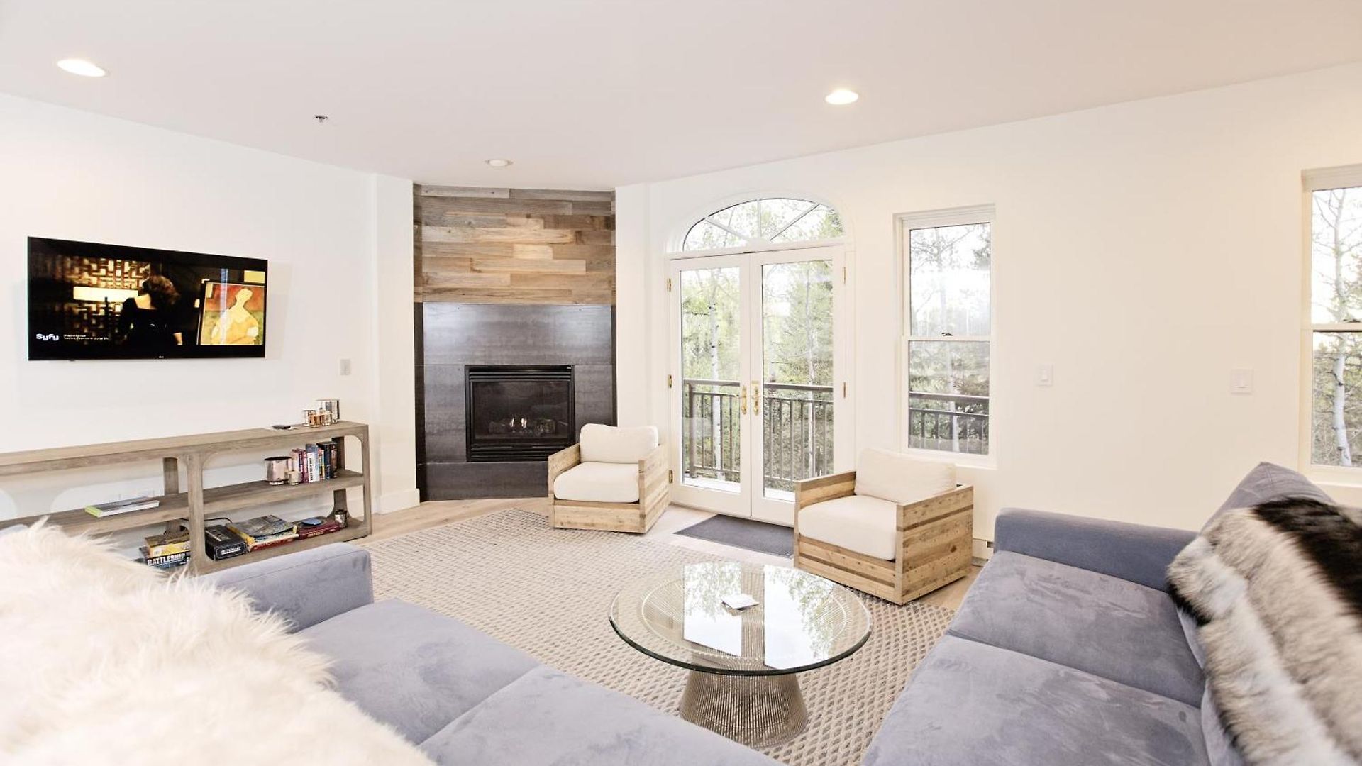 Apartment Bear Creek 404