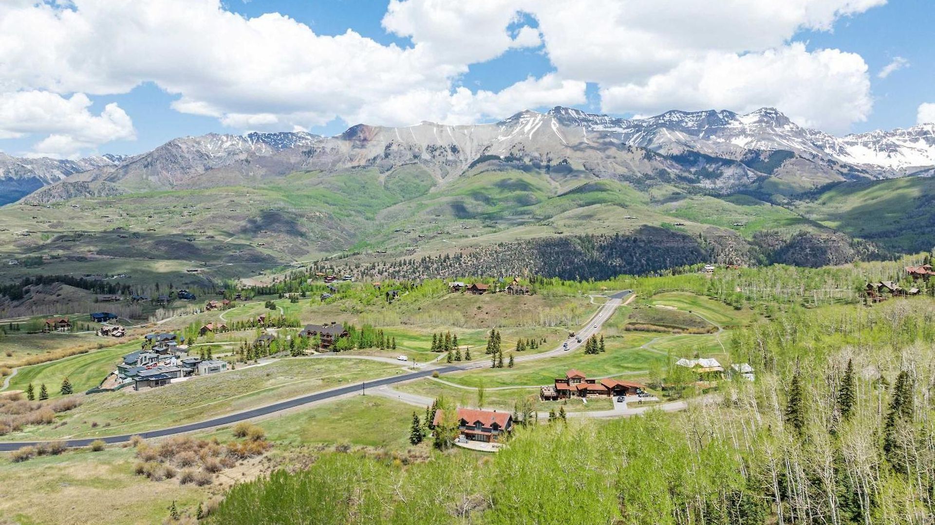 Luxury Mountain Retreat With Hot Tub And Views *