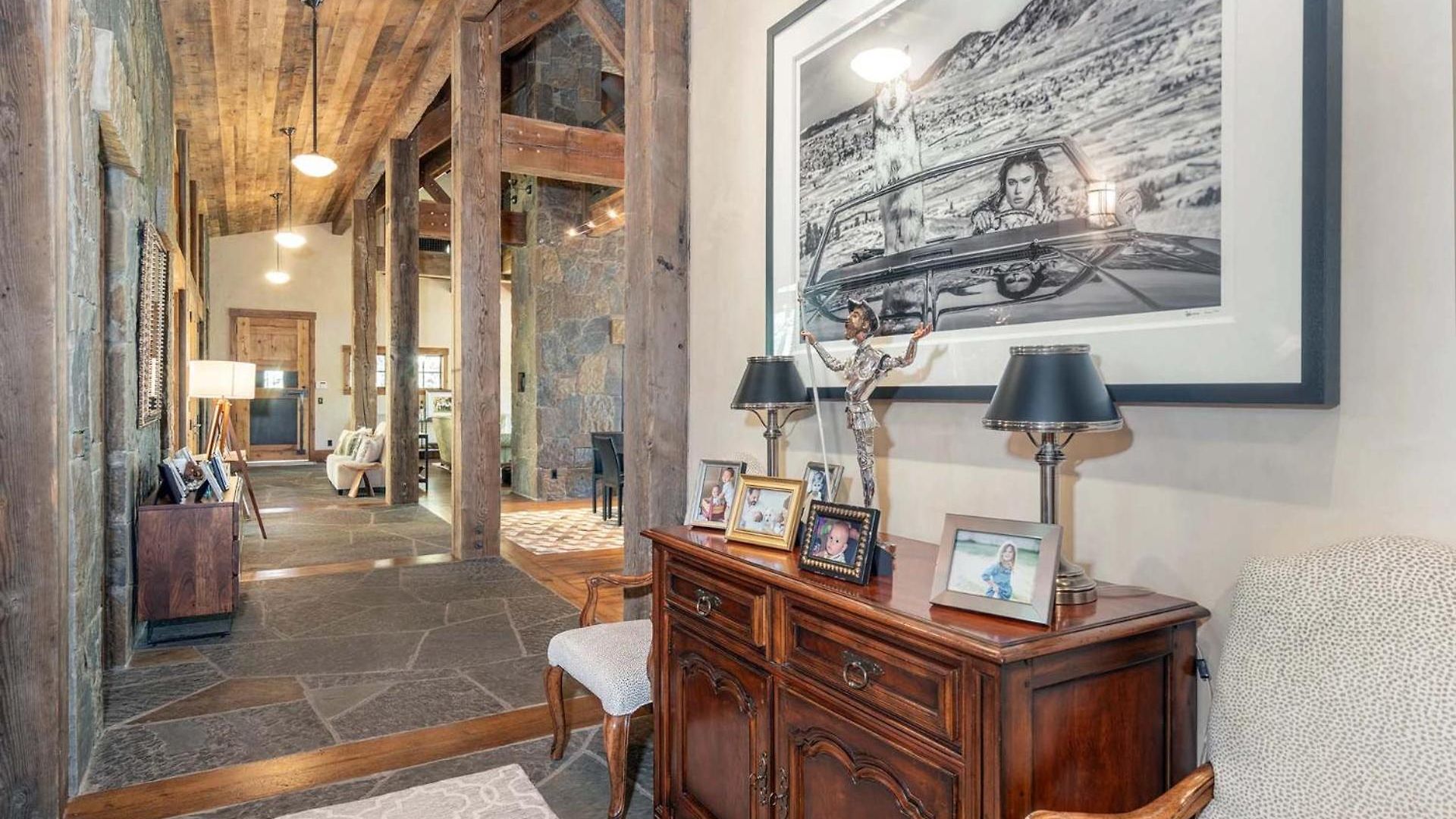 Robbers Roost By Exceptional Chalet *
