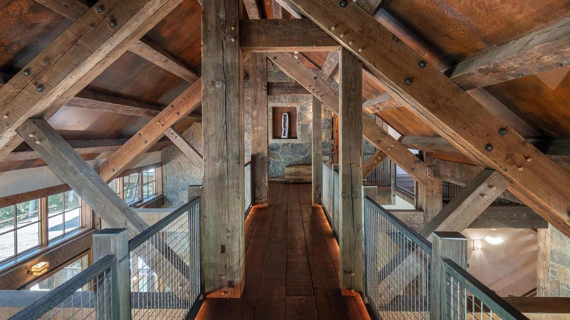Robbers Roost By Exceptional Chalet