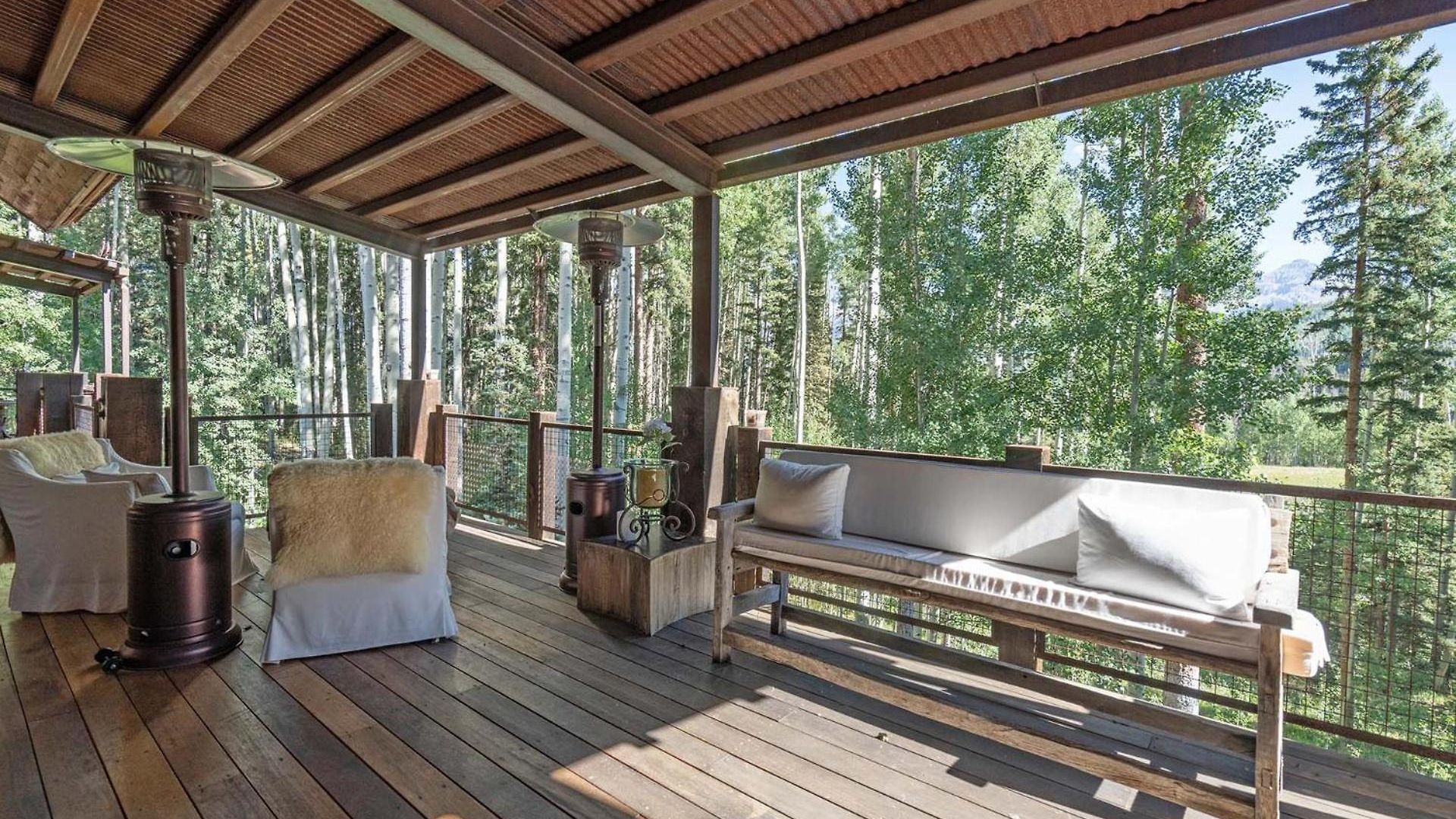 Robbers Roost By Exceptional Chalet