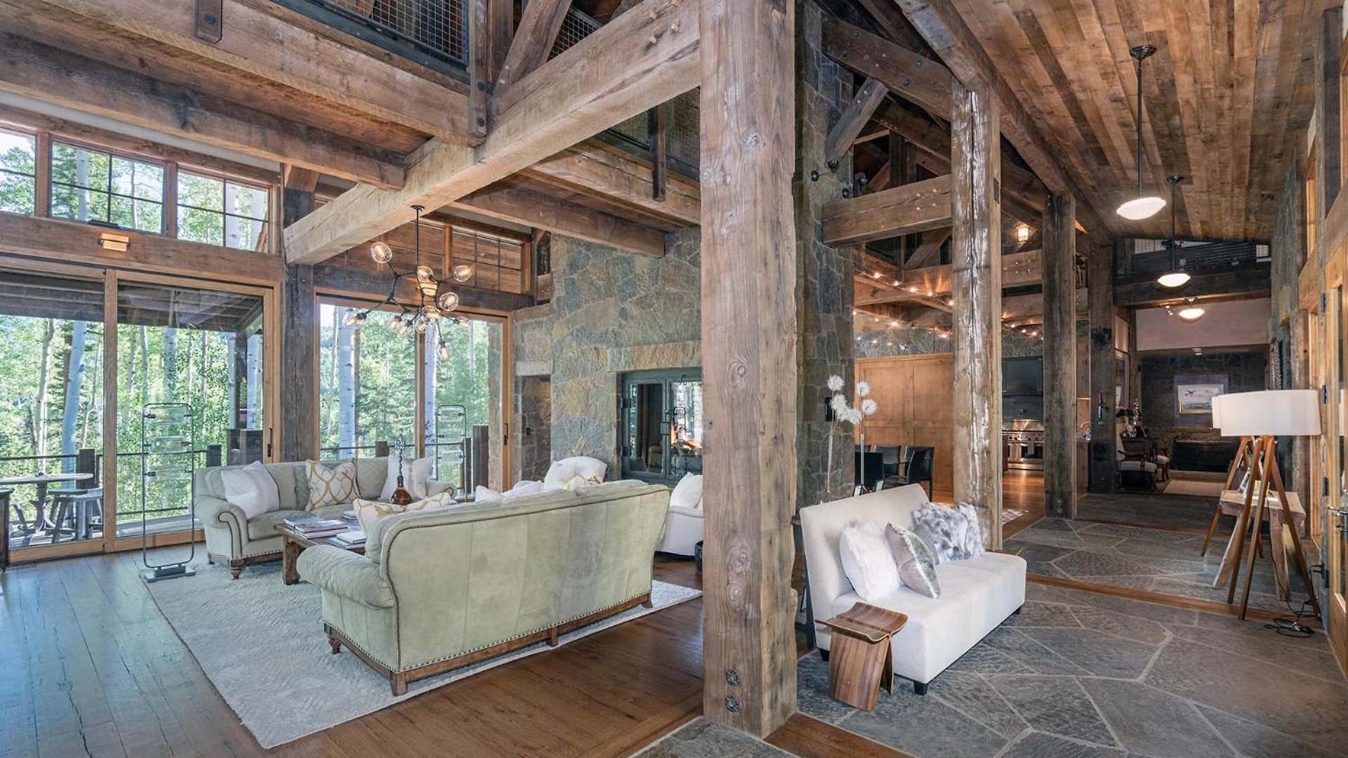 Robbers Roost By Exceptional Chalet