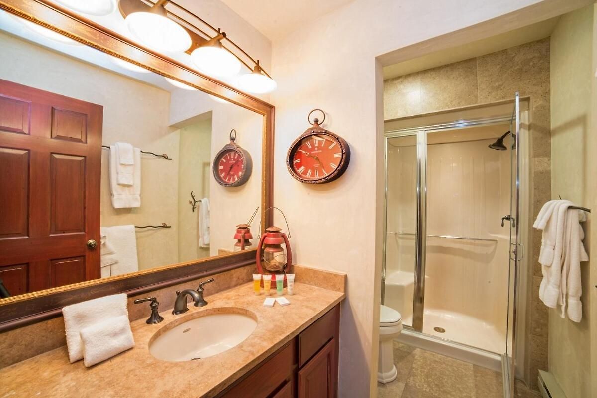 Riverside B201 By Exceptional Telluride
