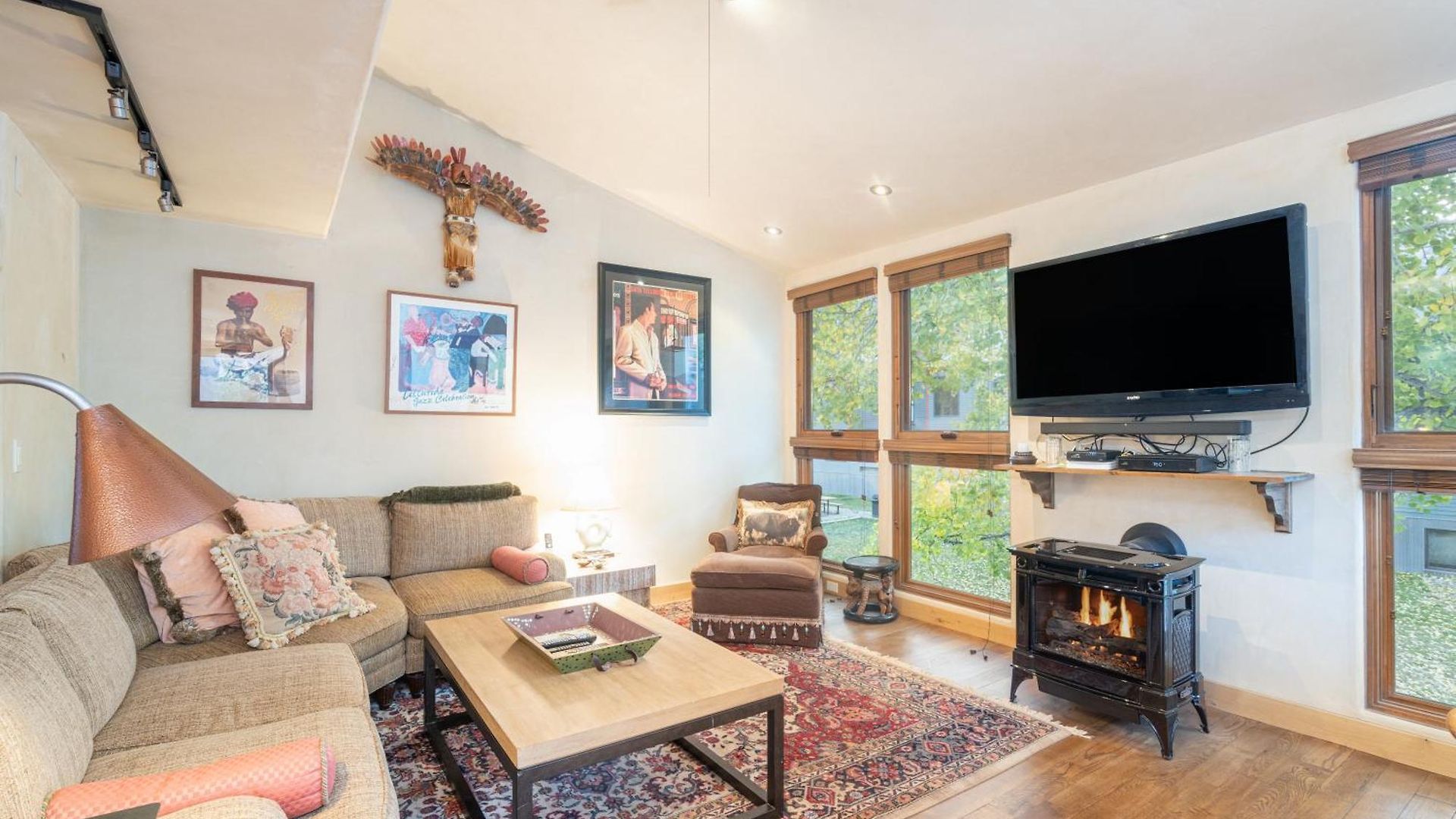 Experience Mountain Views In Spacious 3-bedroom #423 Holiday home *