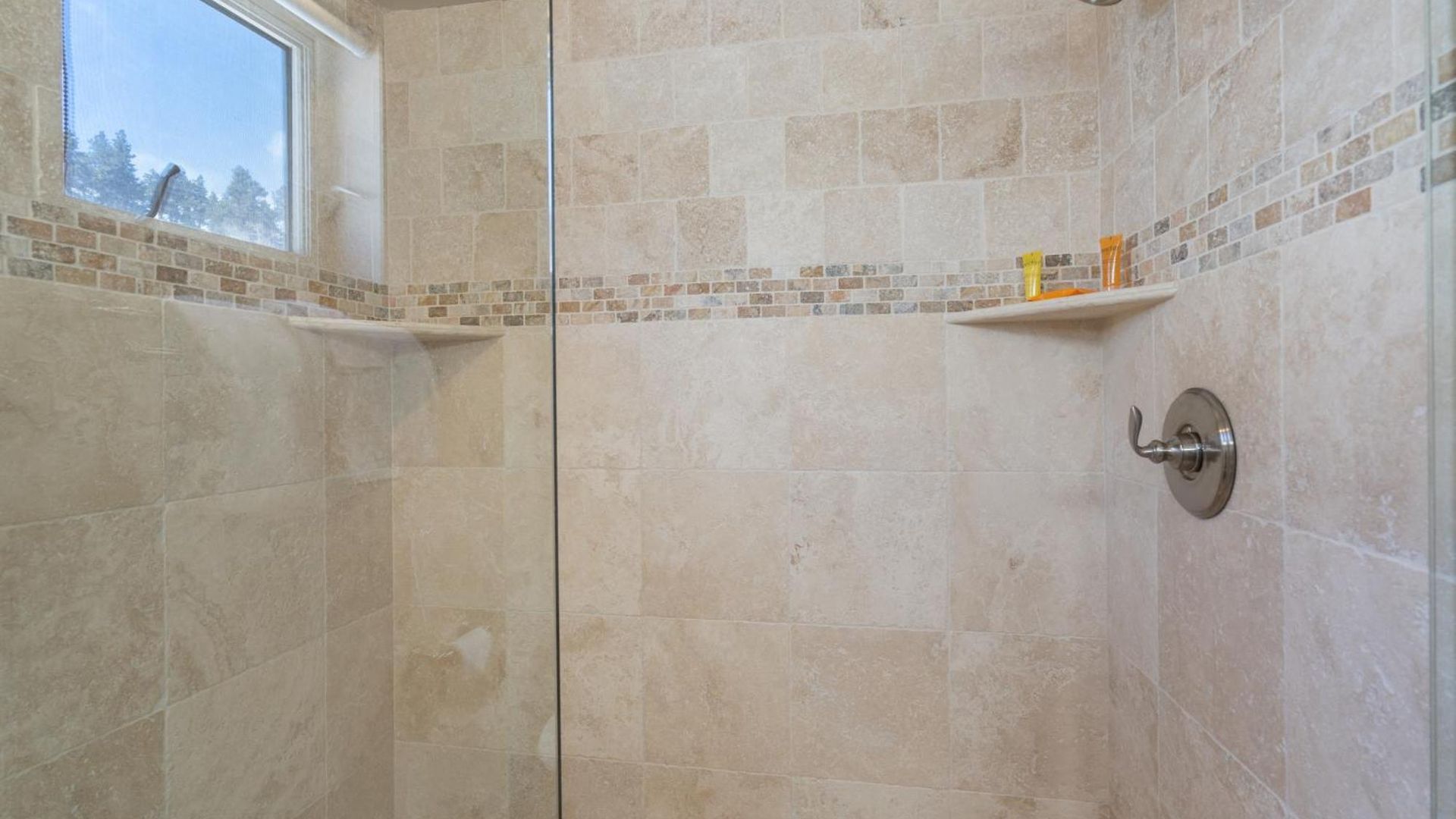 Fabulous Close To Chair Lifts 1 And 10 In Meadows Area Holiday home *