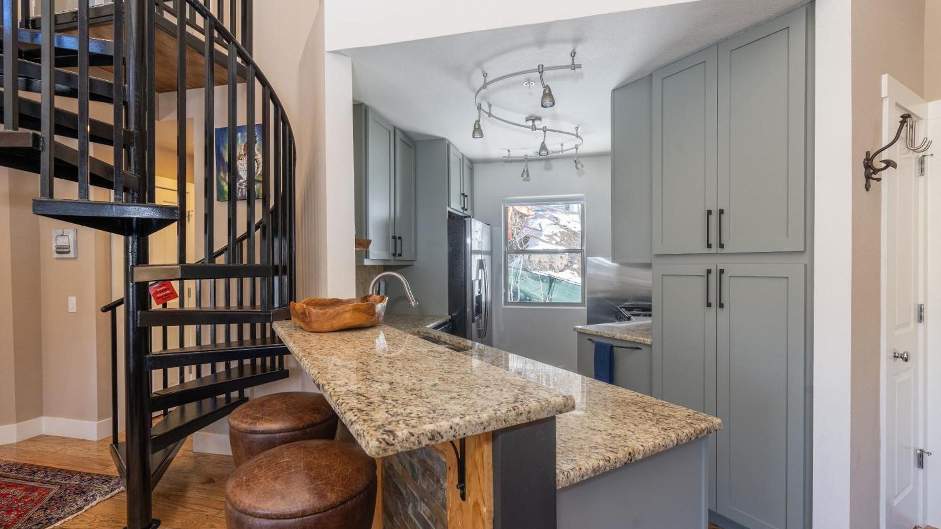 Fabulous Close To Chair Lifts 1 And 10 In Meadows Area Telluride