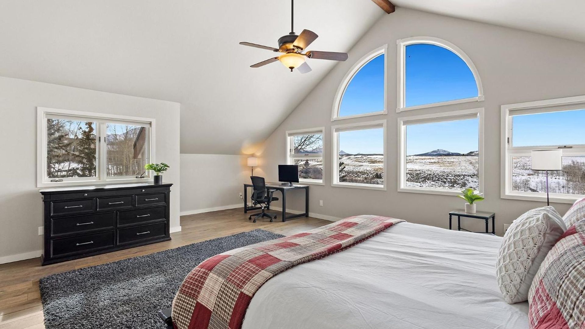 Wapiti Lane Holiday home