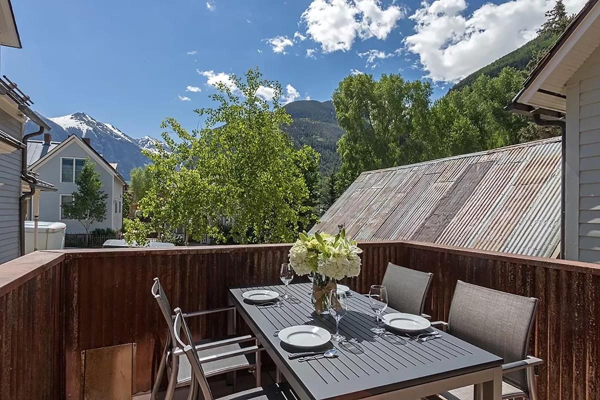 South Oak Retreat - Convenient Luxury By Gondola! *