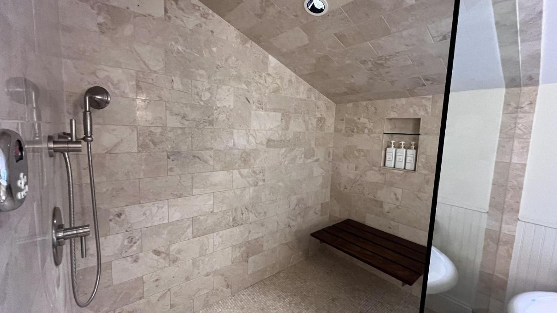 South Oak Retreat - Convenient Luxury By Gondola! Villa *