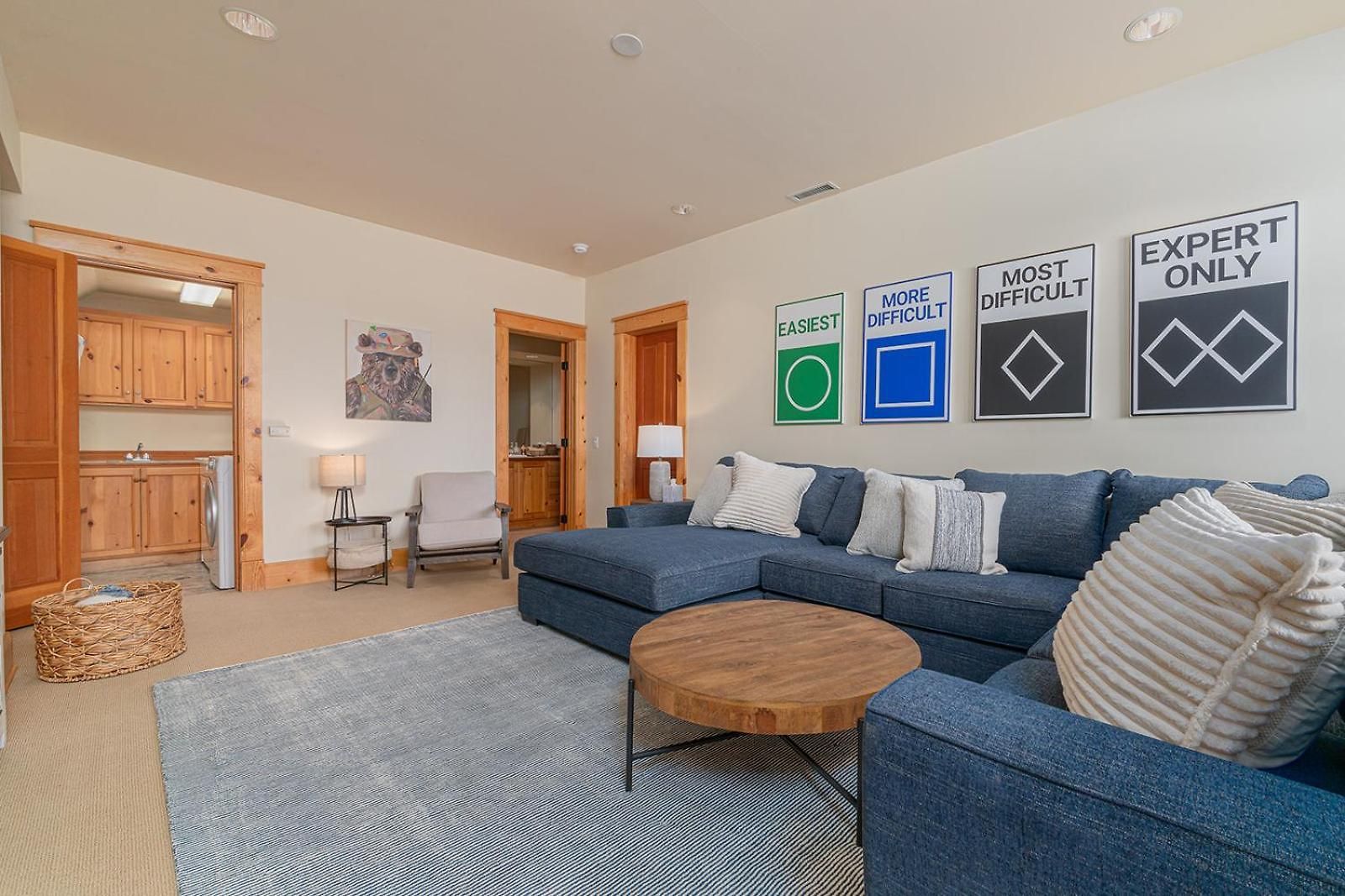 Double Eagle B2 Picturesque Mountain - 3 Bedroom 3 Ba Sleeps 8 Holiday home Telluride