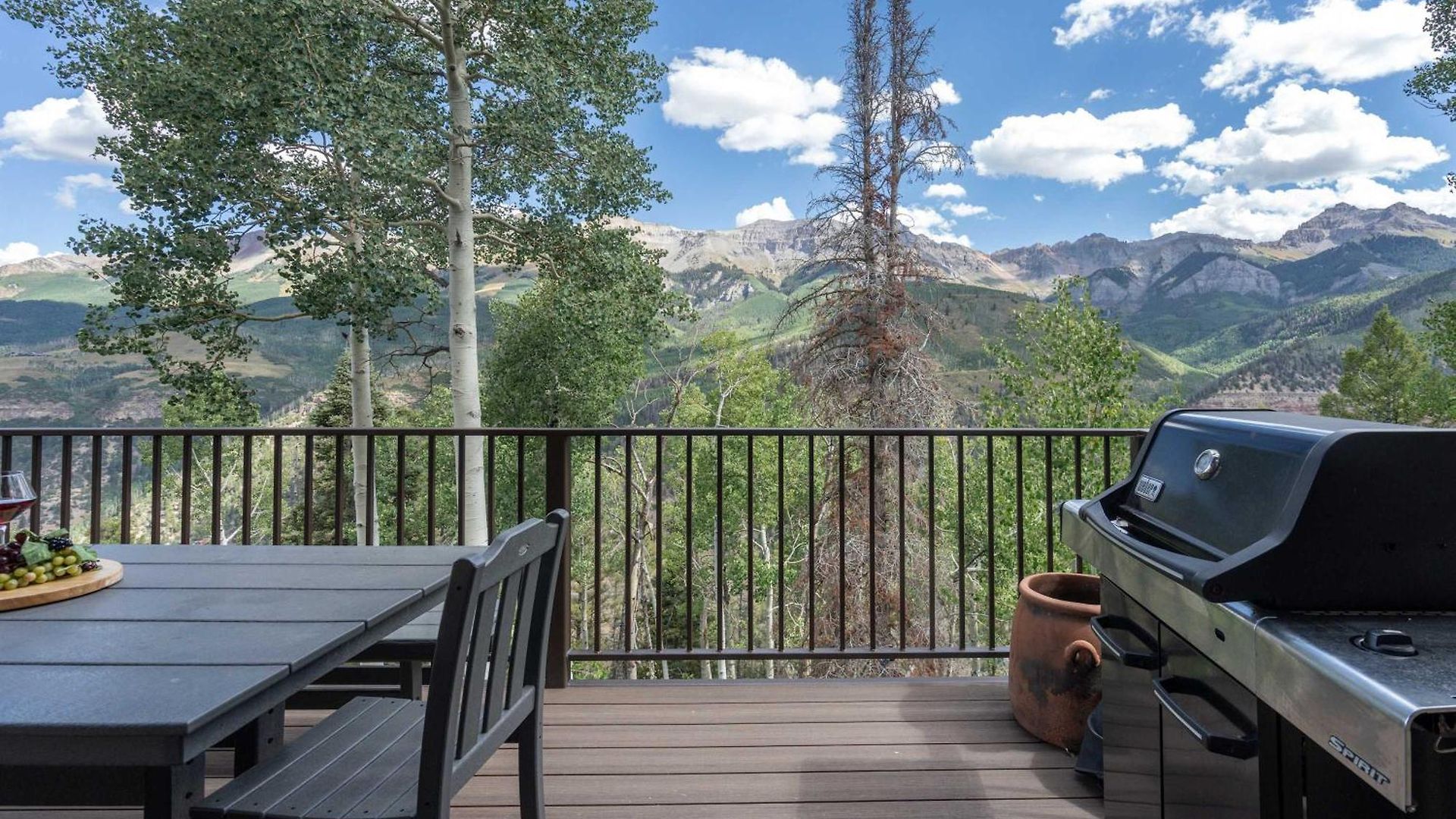 Holiday home Crystal Ridge Retreat Hot Tub Walk To Lifts *